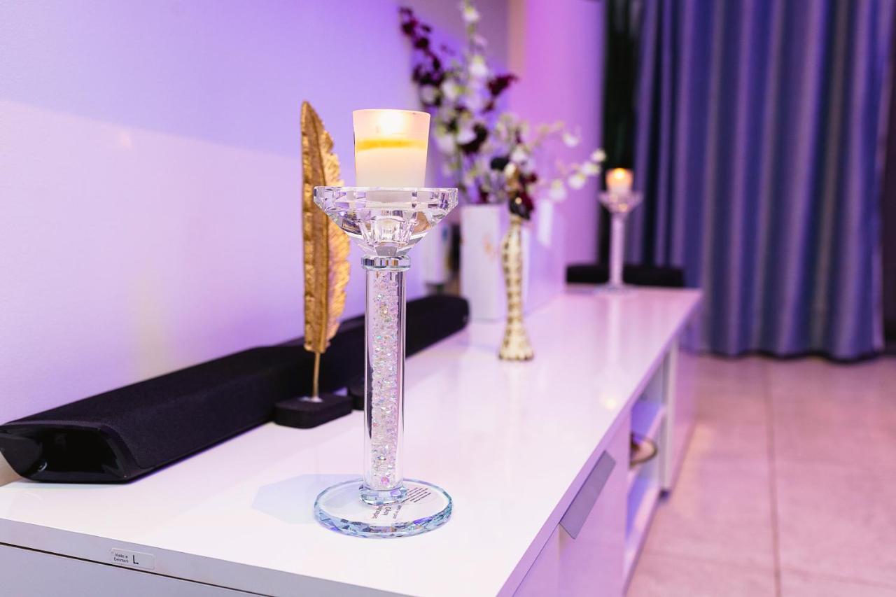 Piano And Gold At The Signature, Tetteh Quarshie Accra Exterior foto